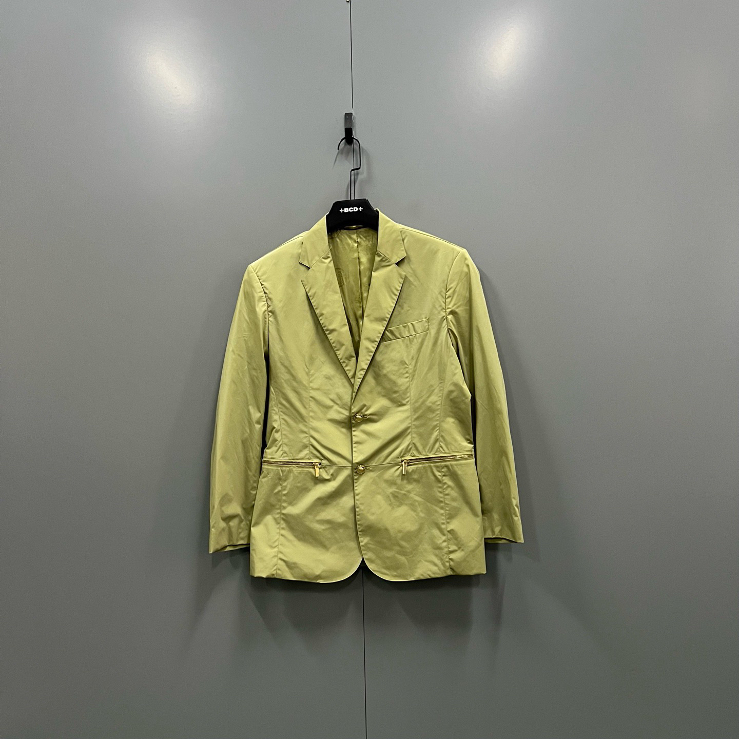 99新 VERSACE/范思哲 (ll) 纯色尼龙翻领西服外套 48码/206268