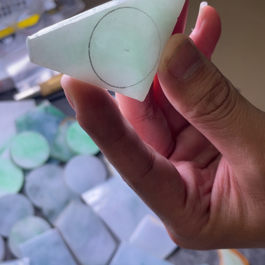 未镶嵌定制翡翠  