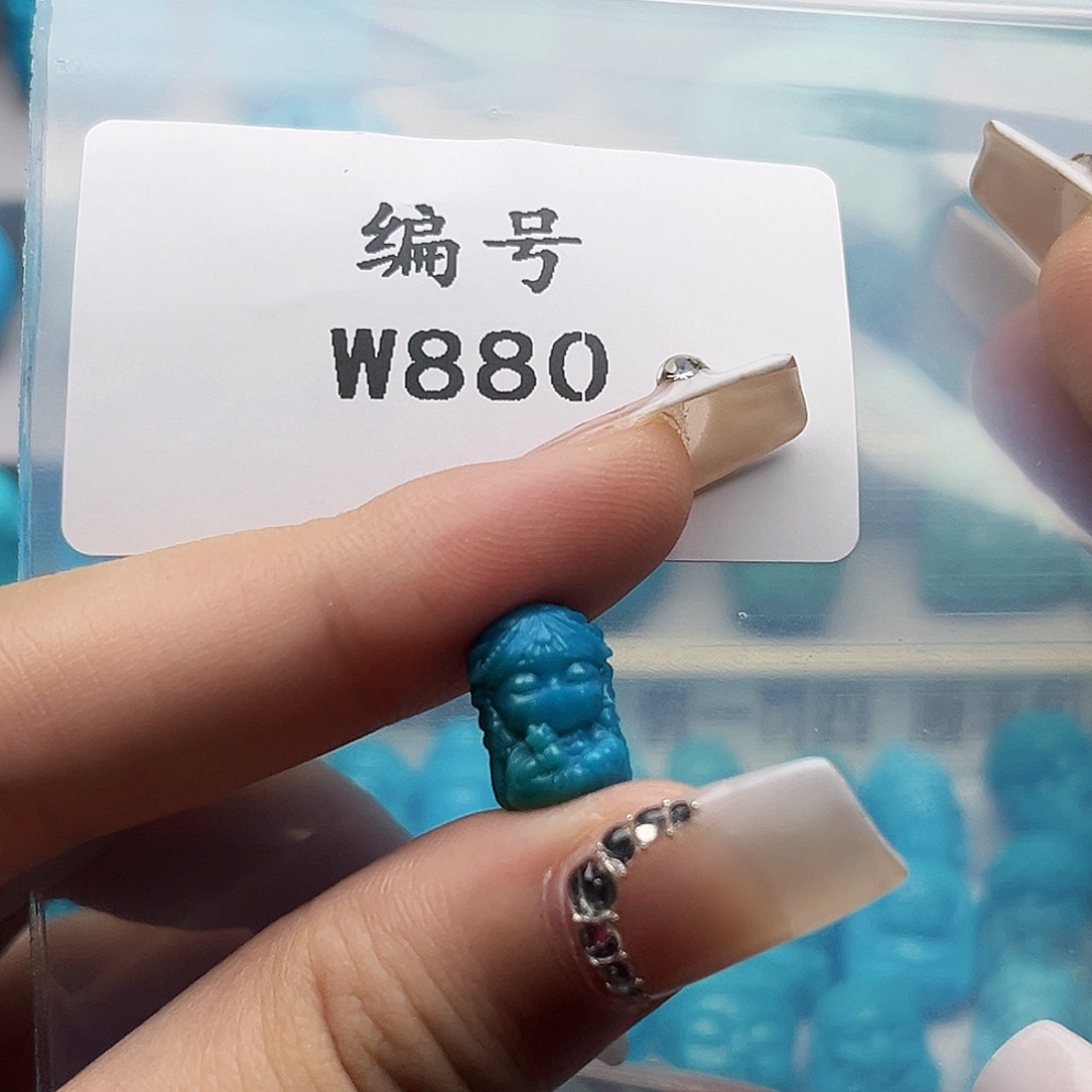 绿松石未镶嵌天然原矿雕刻绿松石