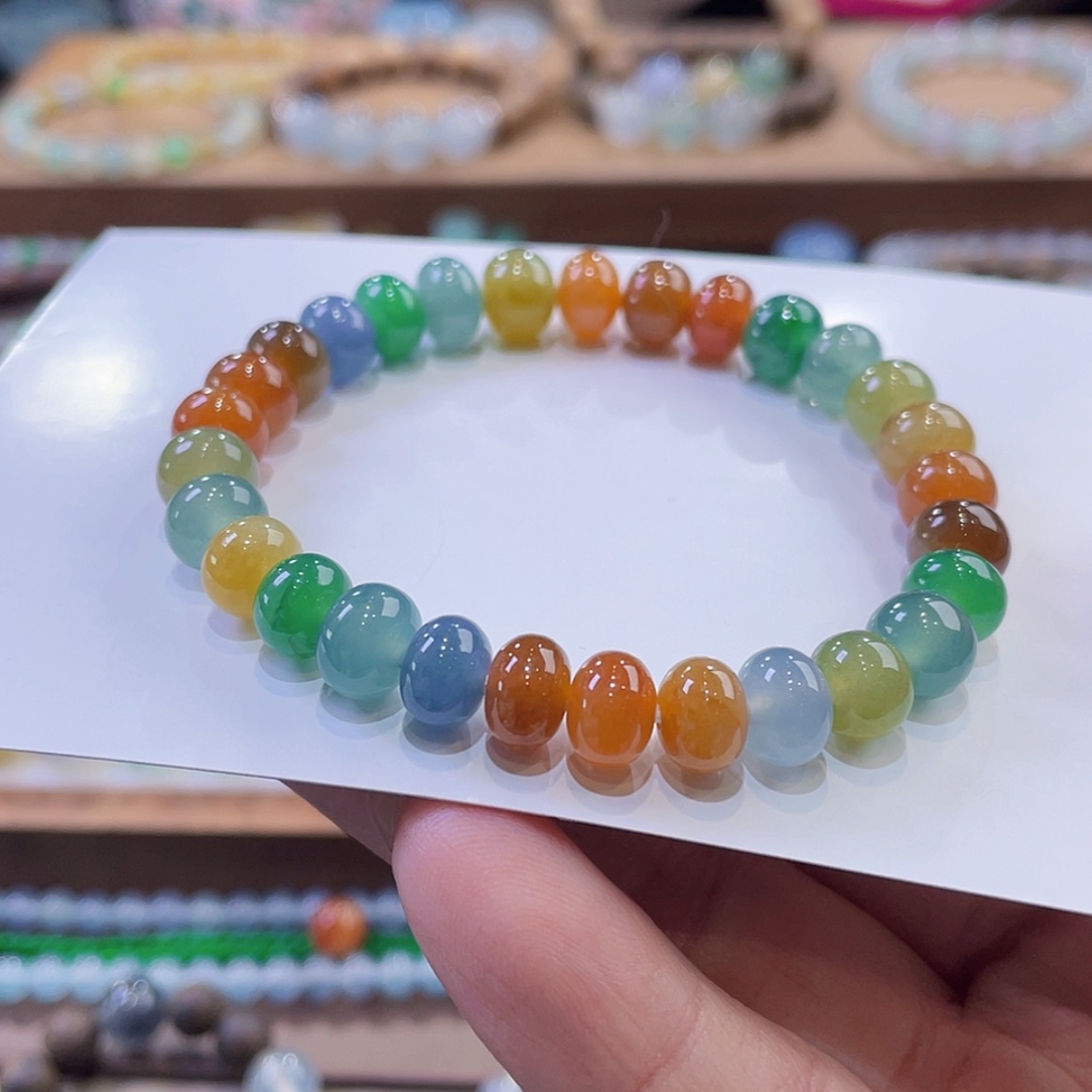 【闪购商品】翡翠颈饰未镶嵌彩虹糖