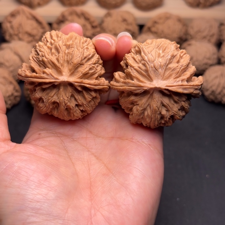 天***健文玩核桃把件46苹果克重47.2