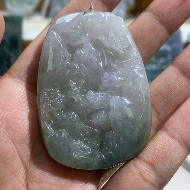 翡翠颈饰未镶嵌翡翠