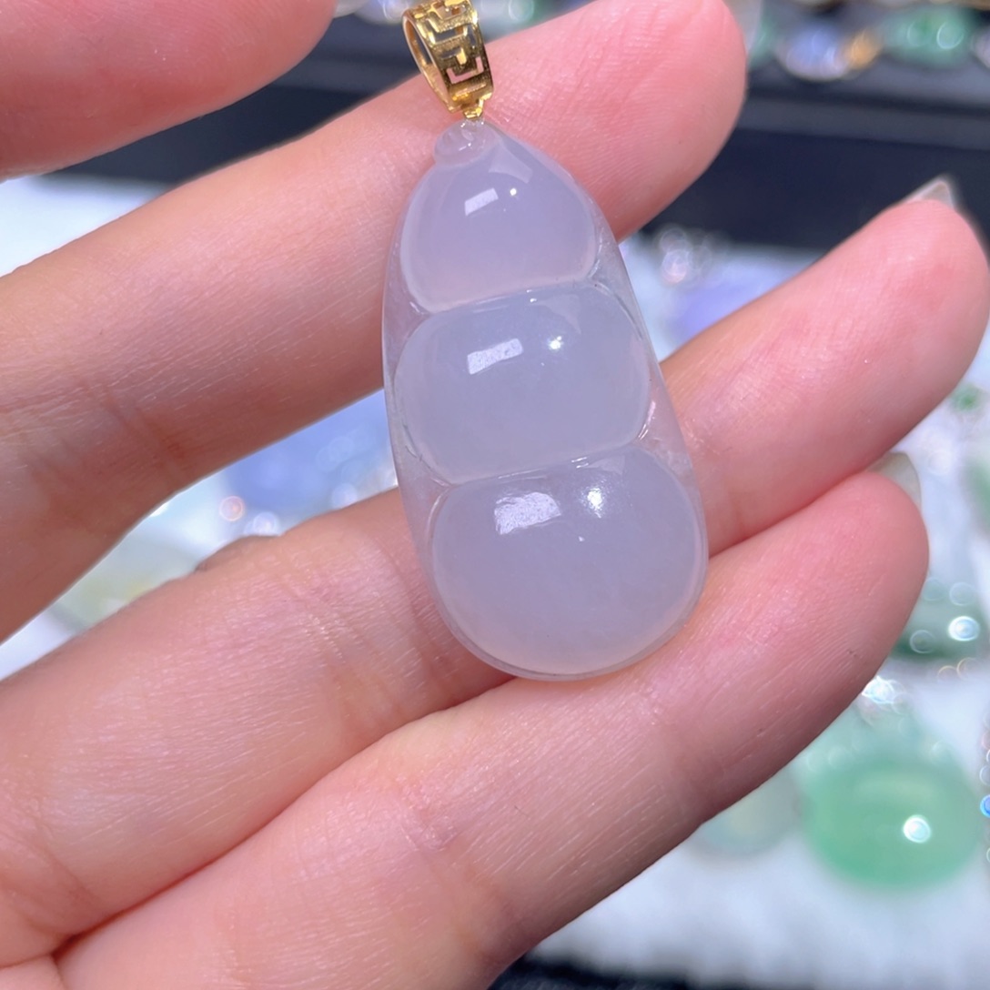 颈饰18K金镶嵌翡翠翡翠