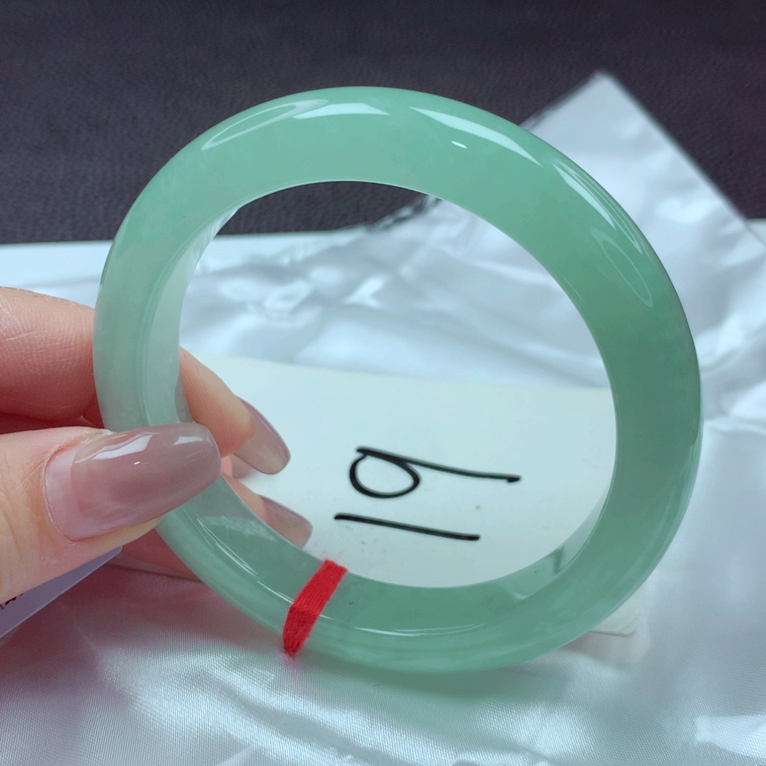 翡翠手镯未镶嵌手镯58