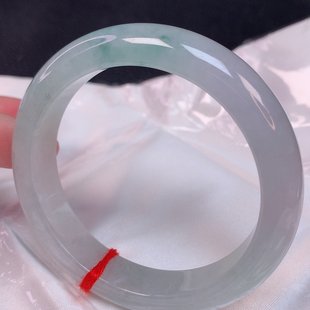 翡翠手镯未镶嵌58+ 翡翠手镯