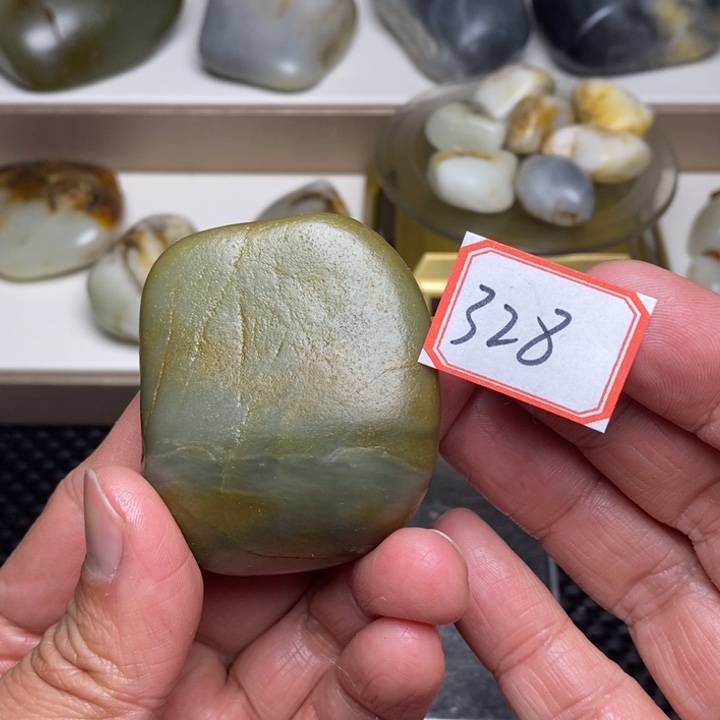 未镶嵌和田玉把件328