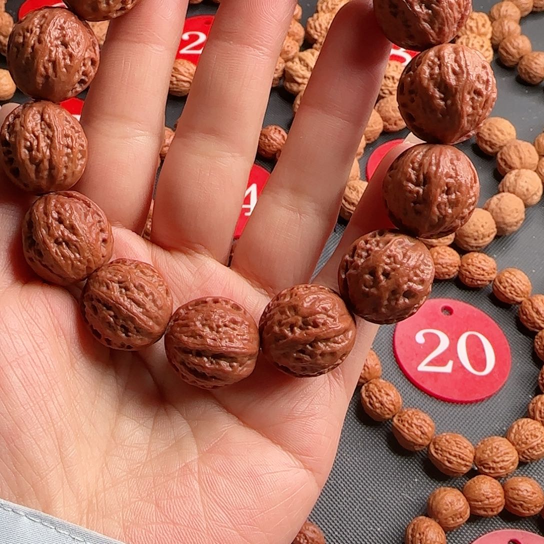 文玩核桃手串八棱西瓜