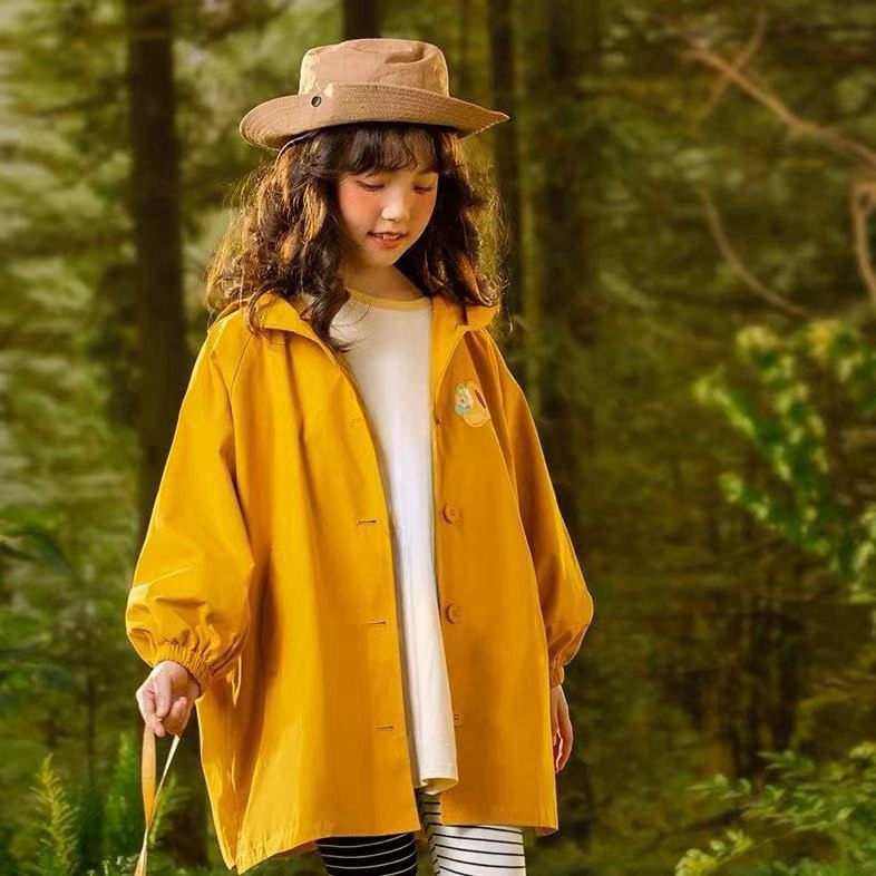 儿童2025春季新款时髦宽松风衣外套B1007