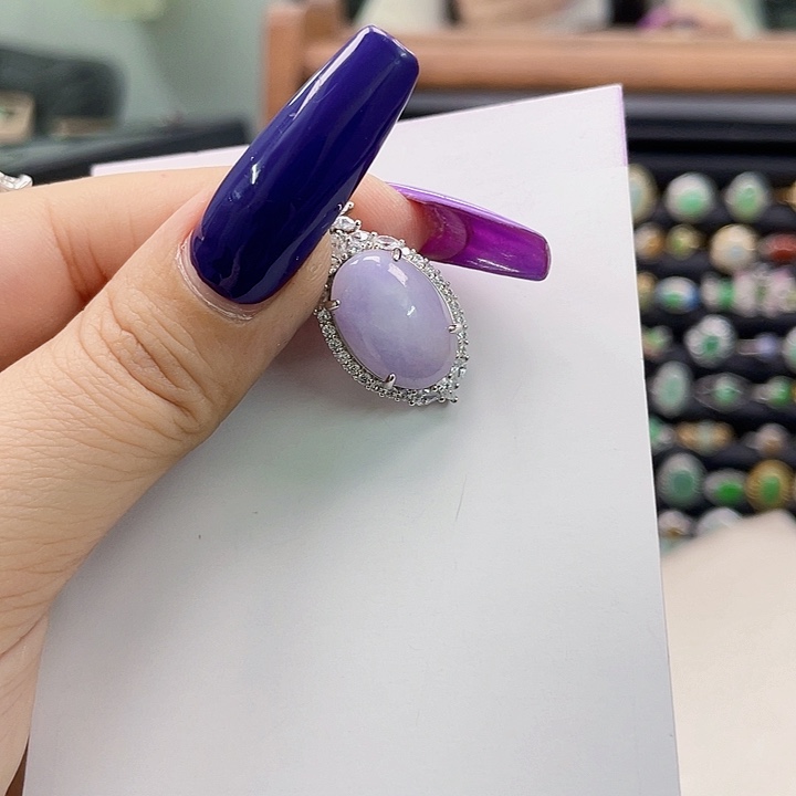 翡翠手镯未镶嵌天然翡翠A货