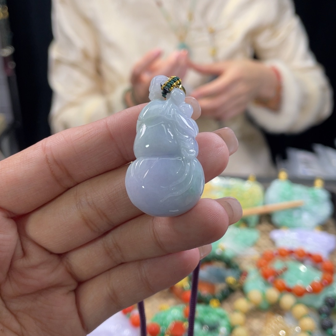 翡翠颈饰未镶嵌代编织
