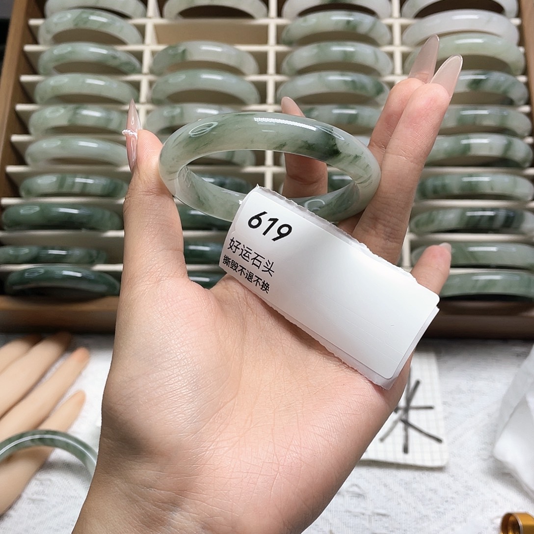 石英质玉未镶嵌手镯619