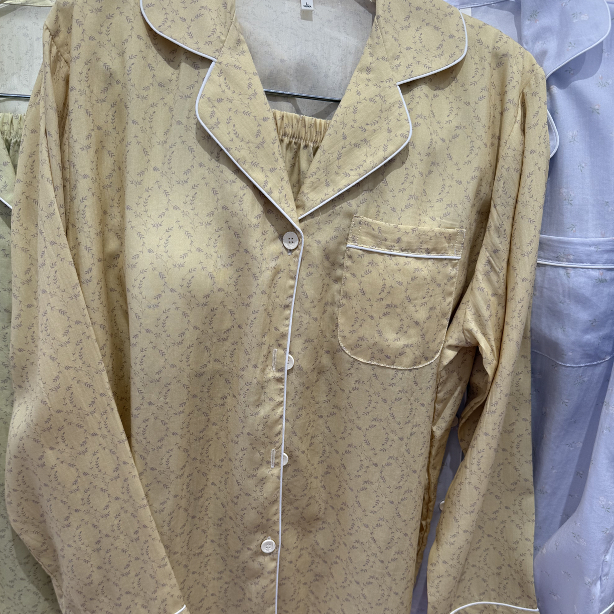 春秋季女士长袖长裤带胸垫睡衣舒适亲肤家居服