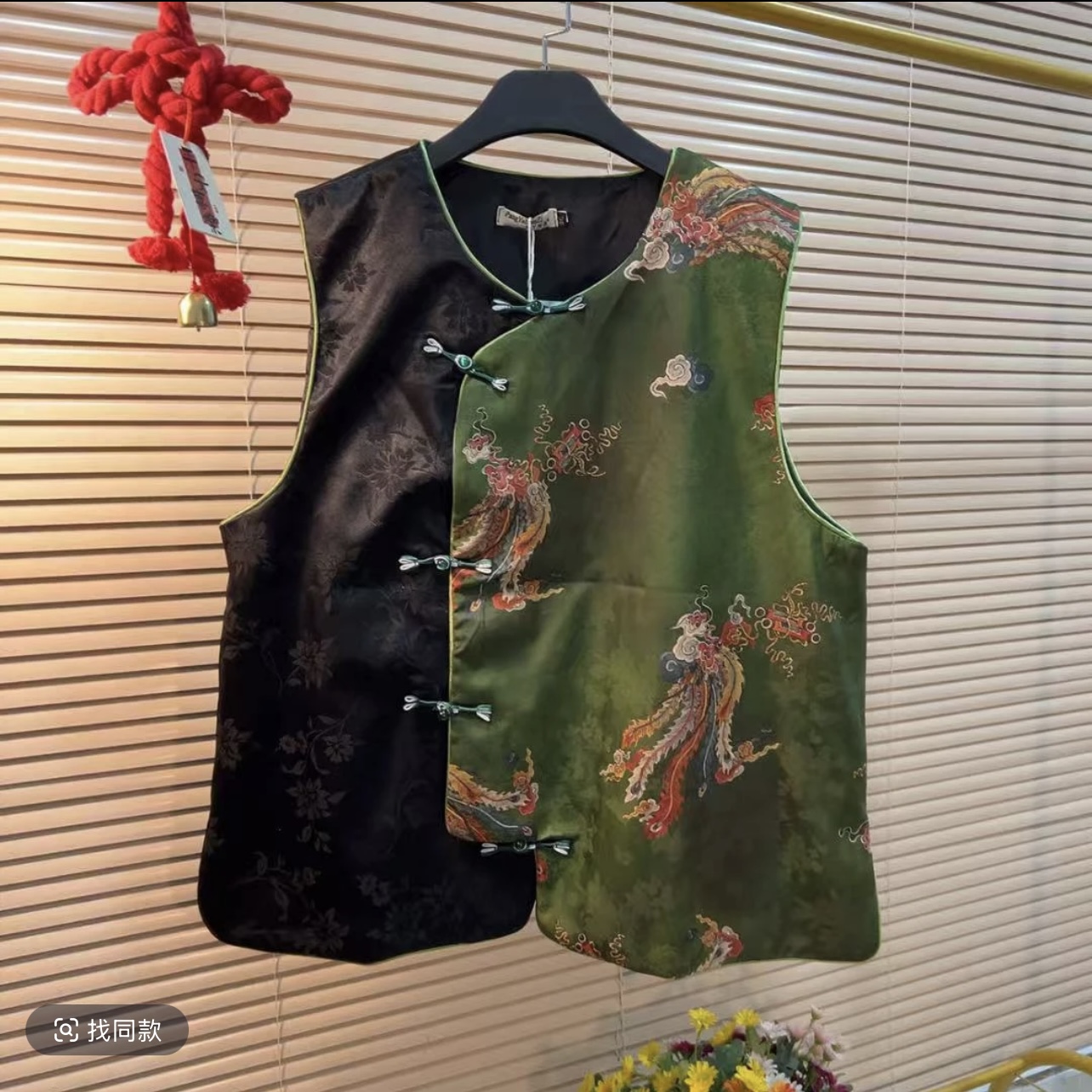 猫家YZM新中式国风复古印花琵琶襟撞色圆领马甲8375