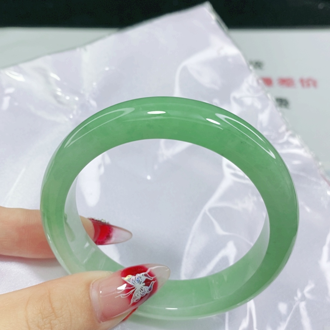 翡翠手镯未镶嵌2***吉5252 5353