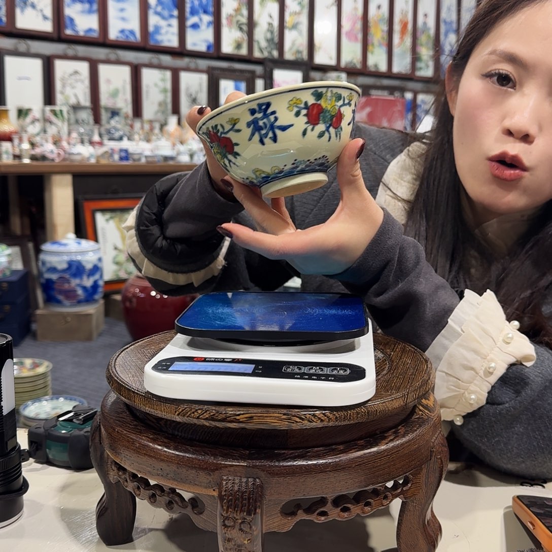 摆件瓷/////景德镇陶瓷瓷器。