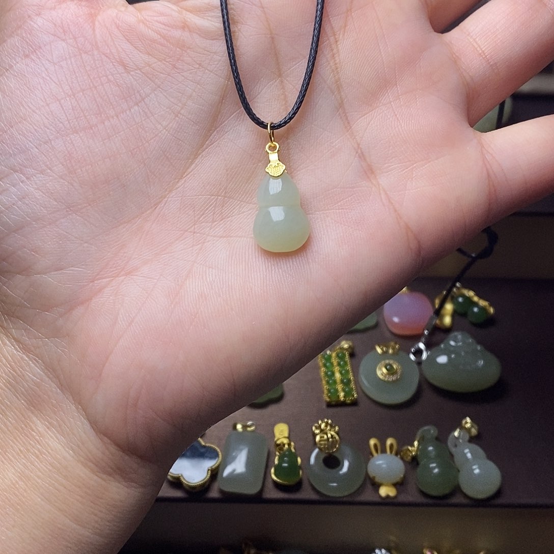 和田玉颈饰银S925镶嵌