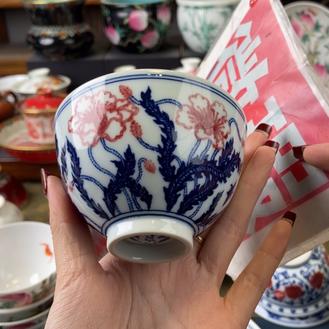 陶瓷艺术家的作品是一