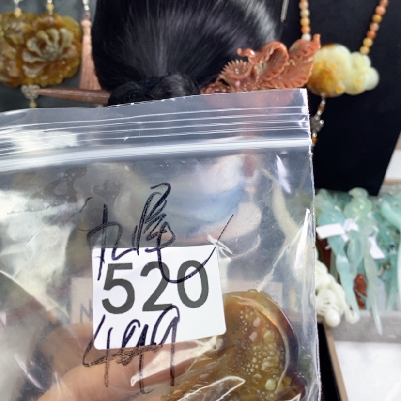 【闪购商品】岫玉发饰未镶嵌九**狸