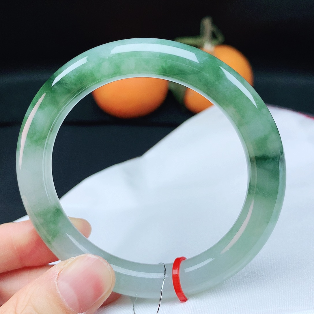 翡翠手镯未镶嵌53胖