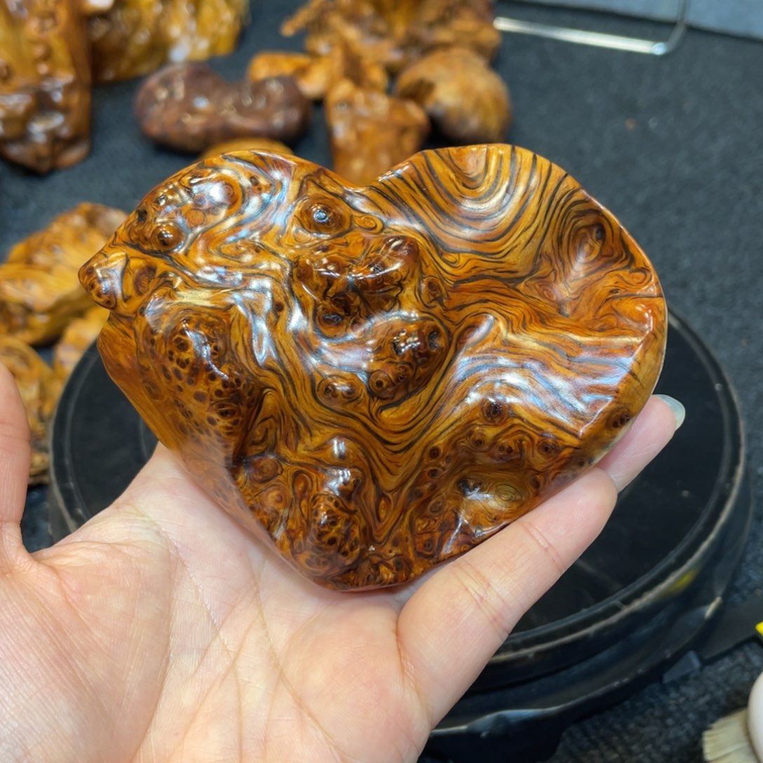 用***7柏木（崖柏）太行精品陈化黑金独留手摆件