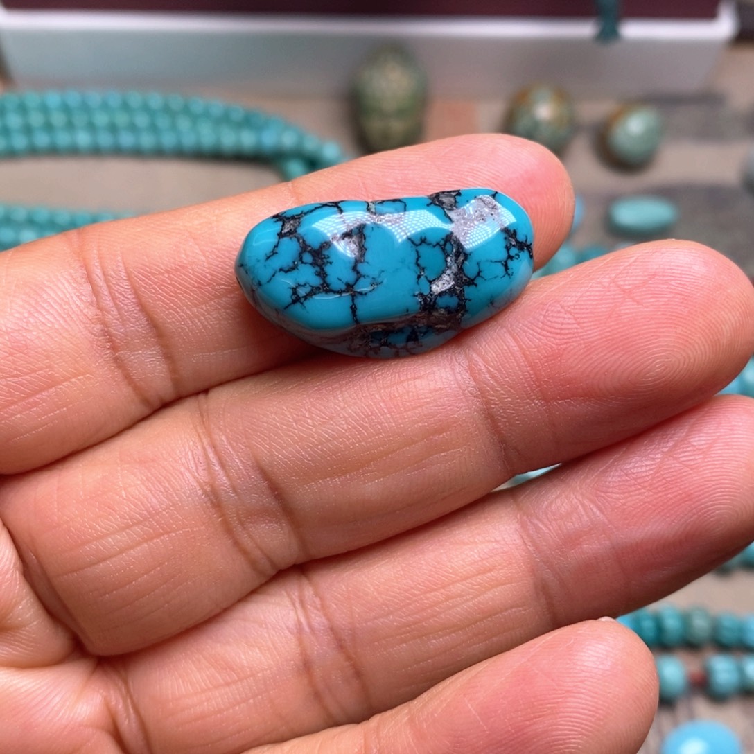 绿松石未镶嵌挂件