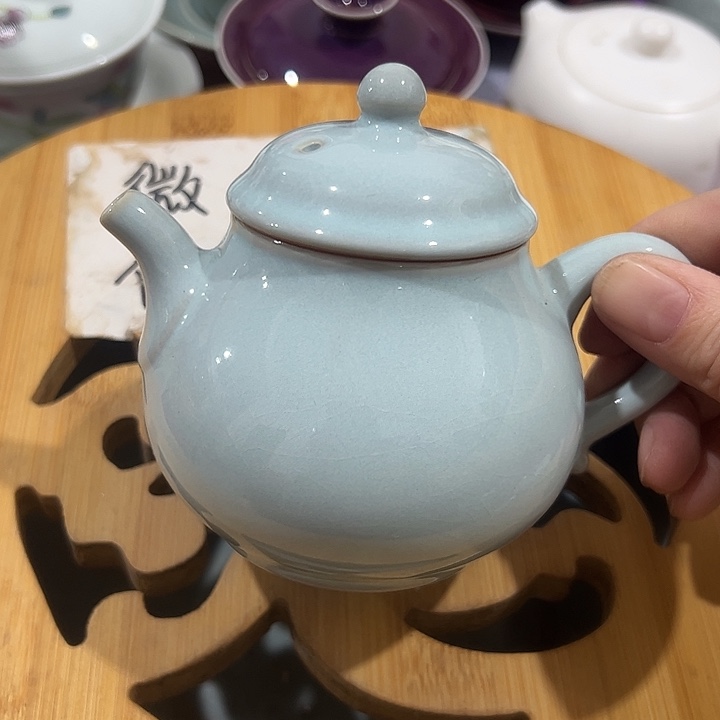 微瑕介意的勿拍，喜欢再下单，谢谢支持！壶