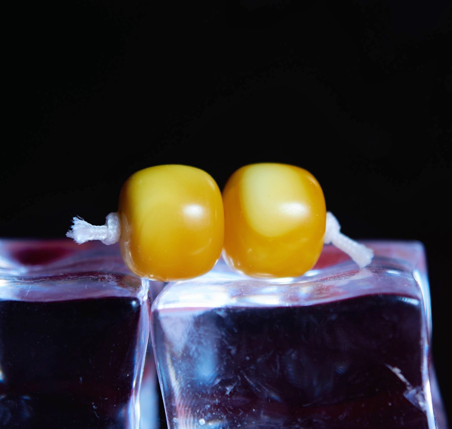 原矿俄料尺寸8mm蜜蜡氧化白花蜡妖花老型对珠-多样性发货发其一