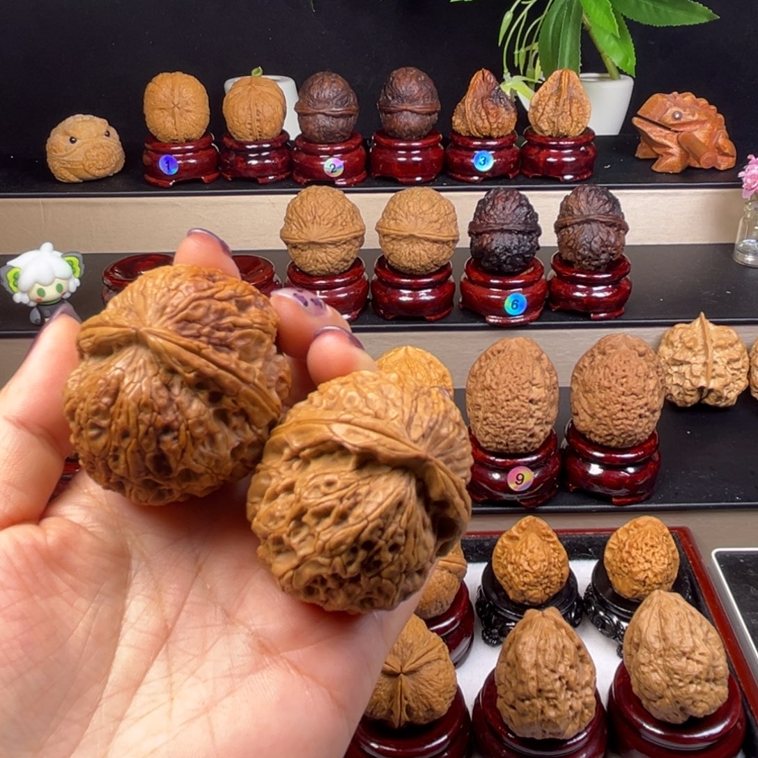 泉****吊坠文玩核桃霸王蟾W6