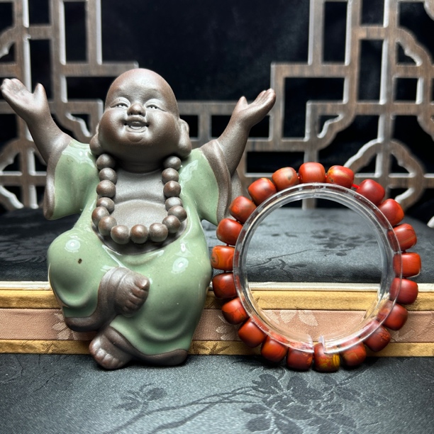 精品原矿天然南红老型单圈