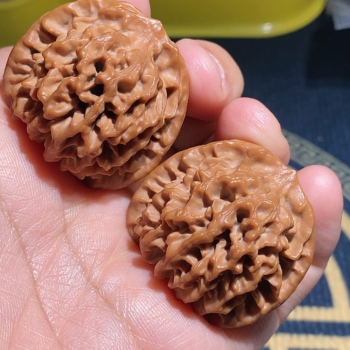 【闪购商品】文玩核桃吊坠为***?秦闷