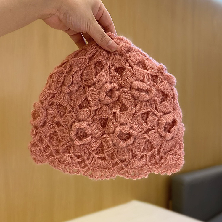 双层手工钩花针织帽子女秋冬韩版百搭保暖显脸小包头毛线帽