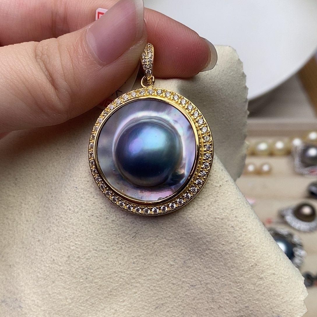 拼合珍珠（马贝珠）颈饰银S925镶嵌