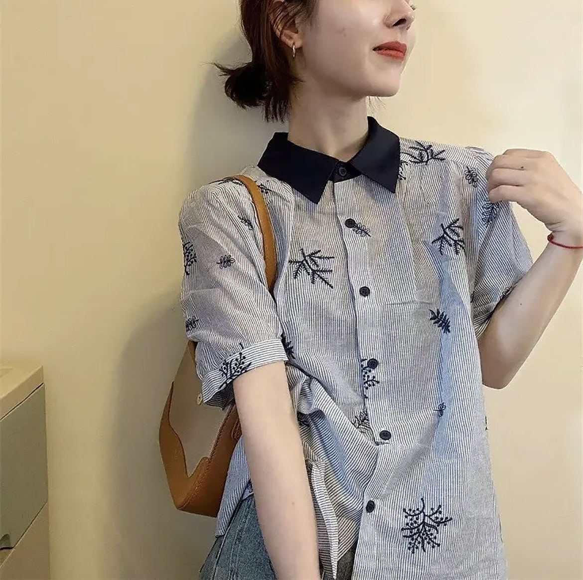 “  O M .up 时尚计划 “高货100棉刺绣高级泡泡袖衬衫