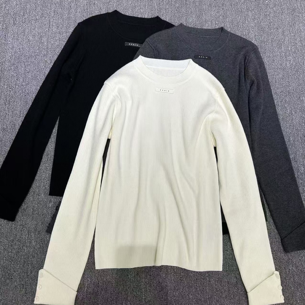 3118秋冬定制款字母皮标翻袖口针织毛衣