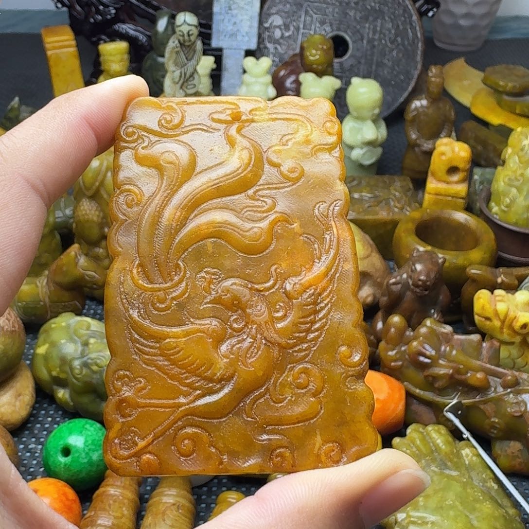 白玉菩提吊坠。。。