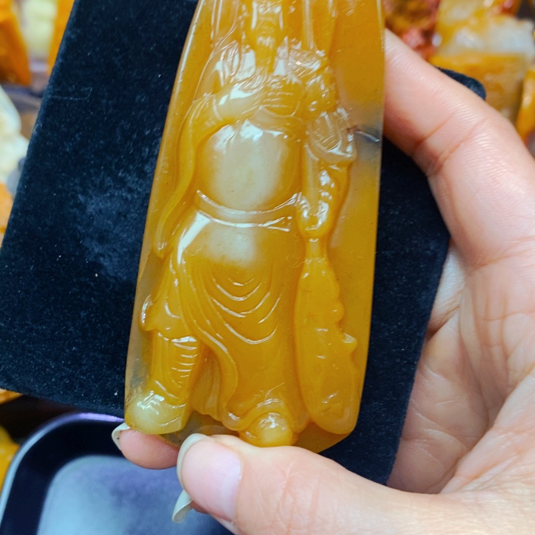 未镶嵌石英质玉（黄龙玉）吊坠(不含链)