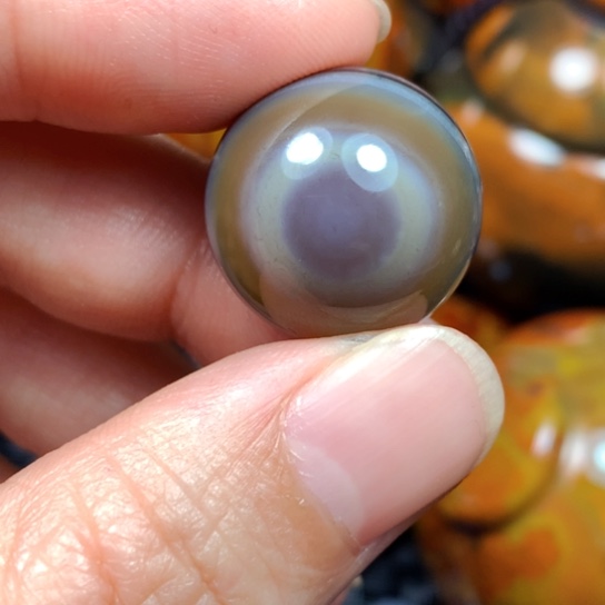 冒***鼎玛瑙/玉髓未镶嵌颈饰