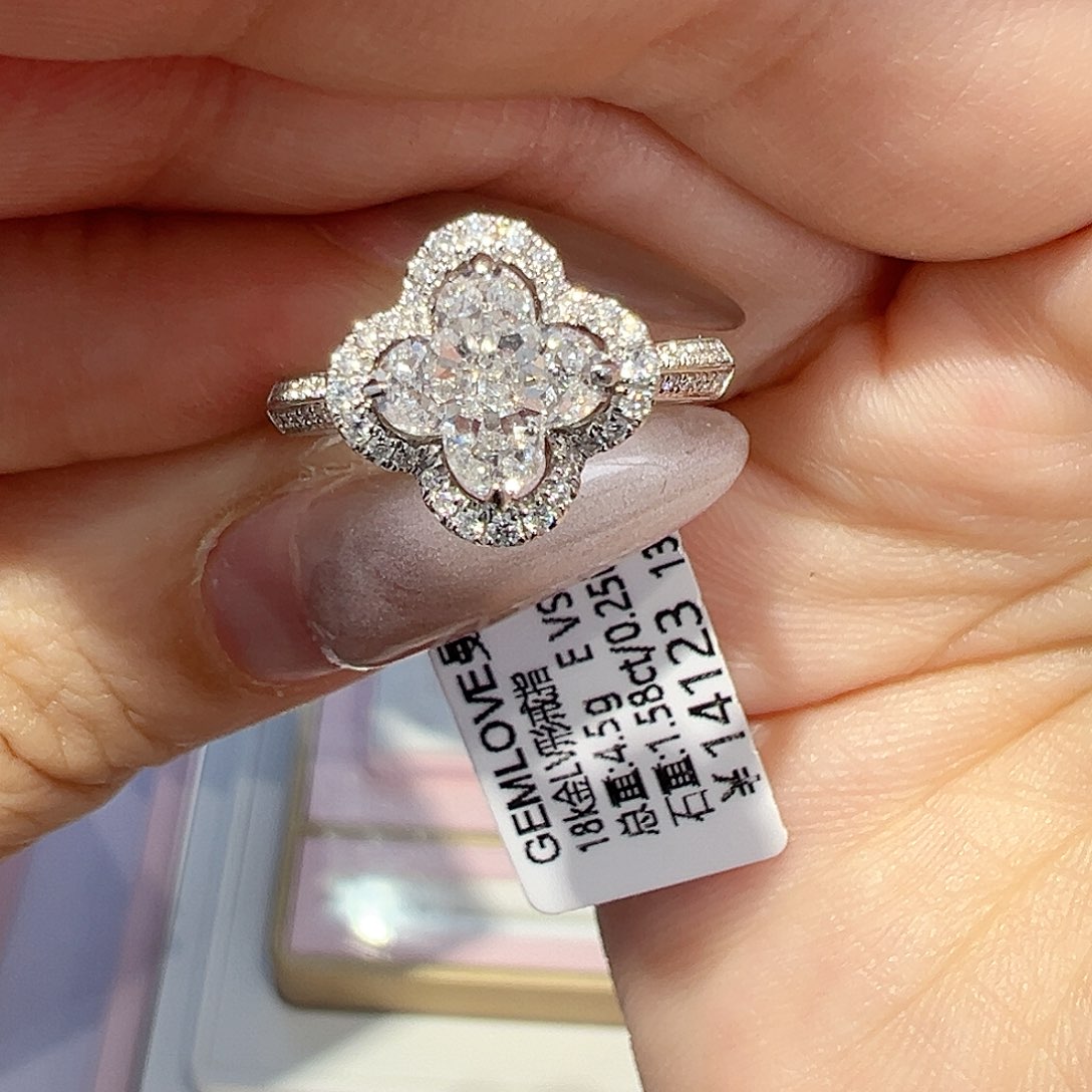 实验室培育钻石18K金镶嵌