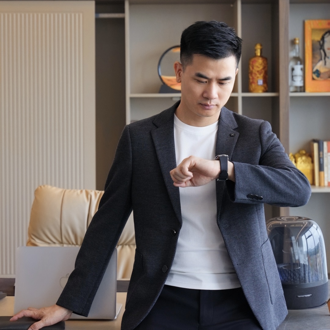 【恒贝】轻奢Z字徽章网格修身西装商务休闲百搭时尚潮流西服上衣