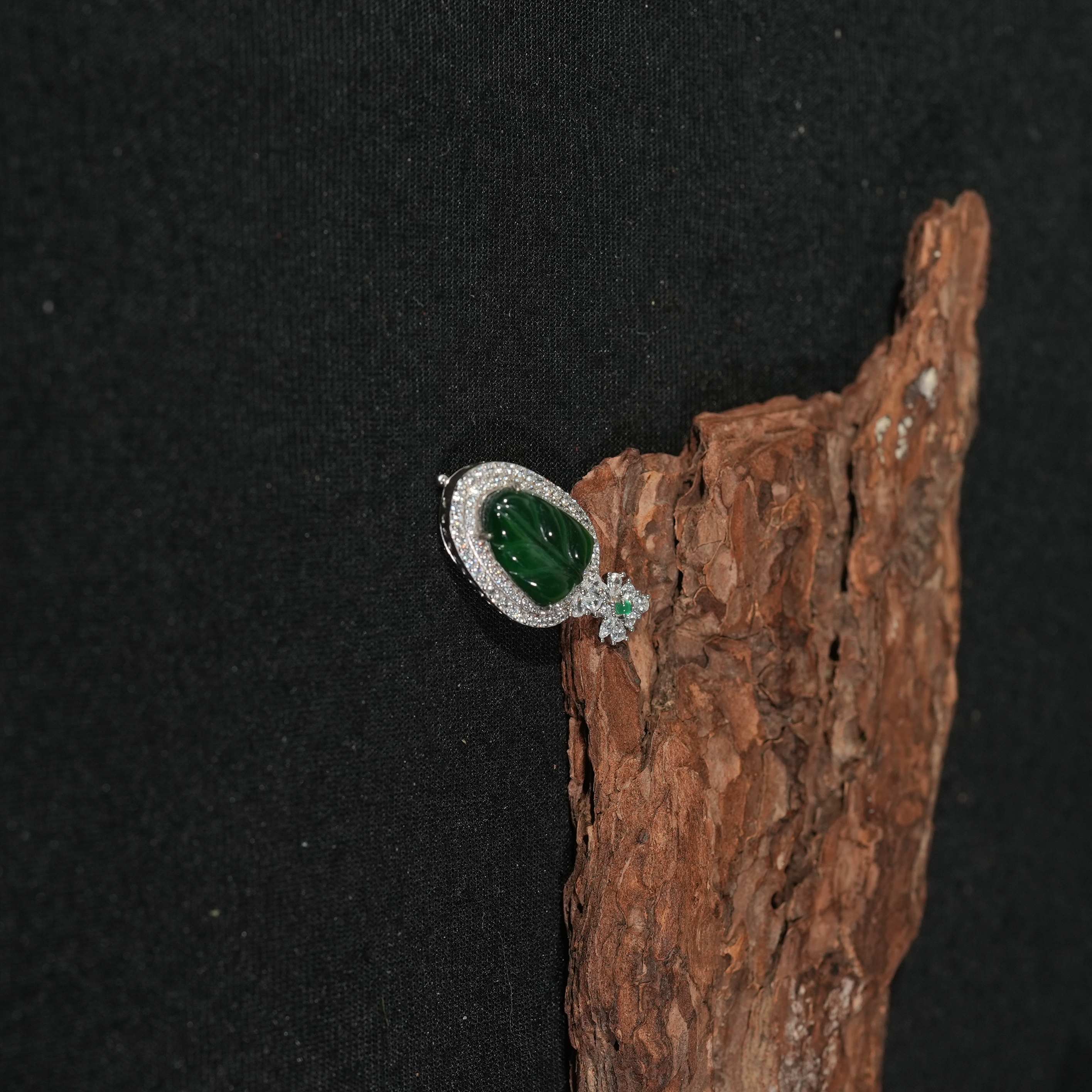 8.28香港王老板-翡翠吊坠7v783