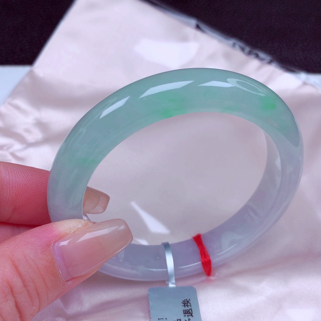 翡翠未镶嵌手镯手镯