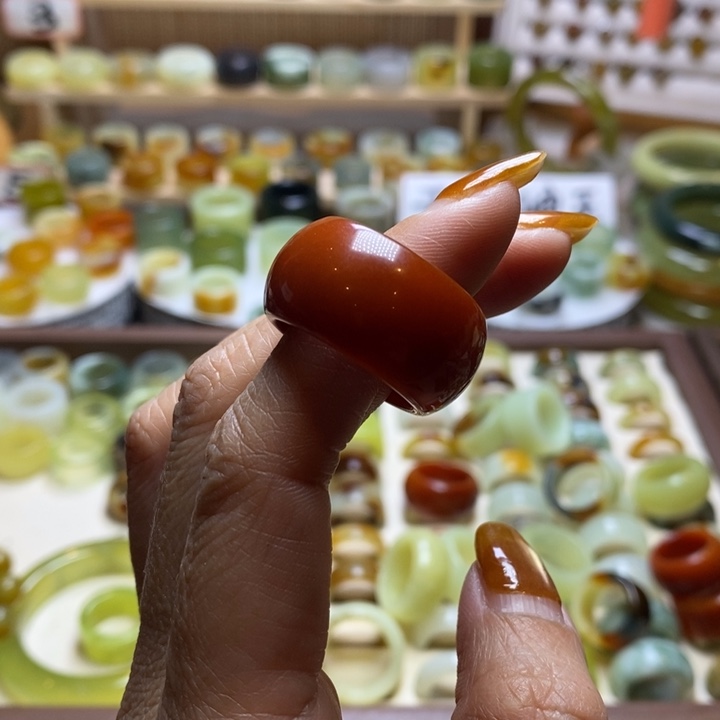 鼠***6岫玉未镶嵌戒圈岫玉精品指环