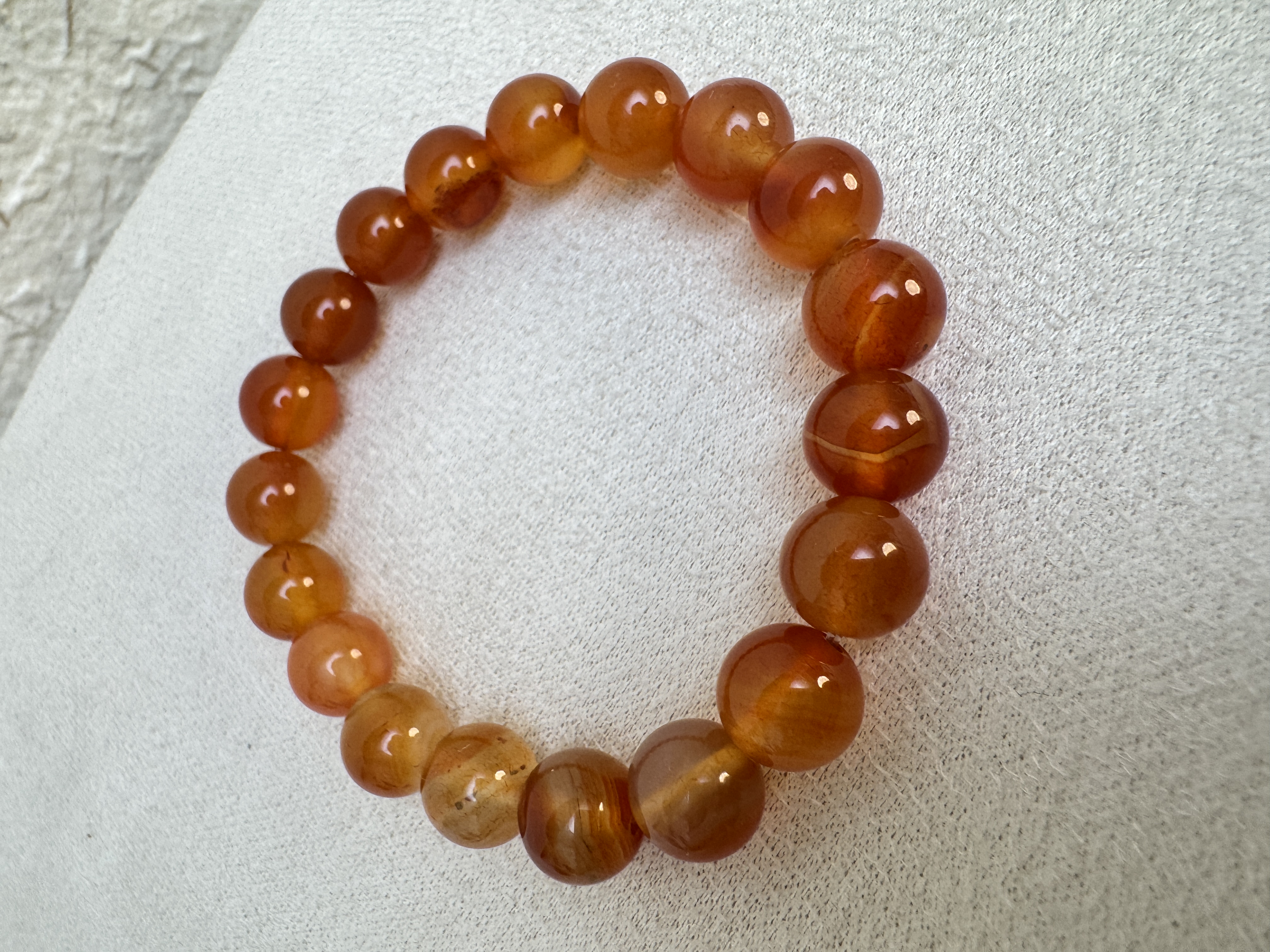 虎珀玛瑙手链皮筋款10mm                                      