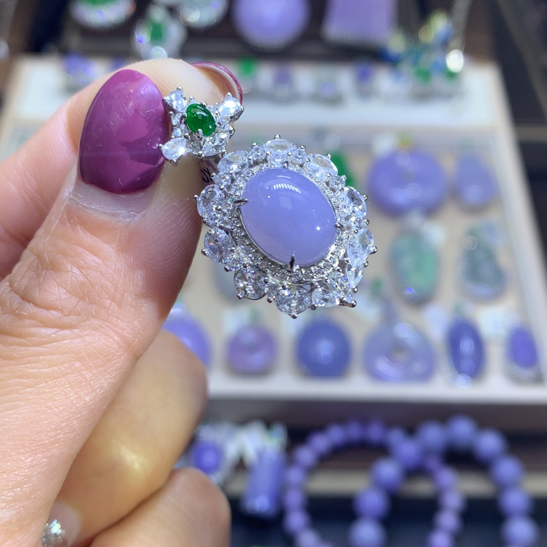 翡翠颈饰银S925镶嵌翡翠