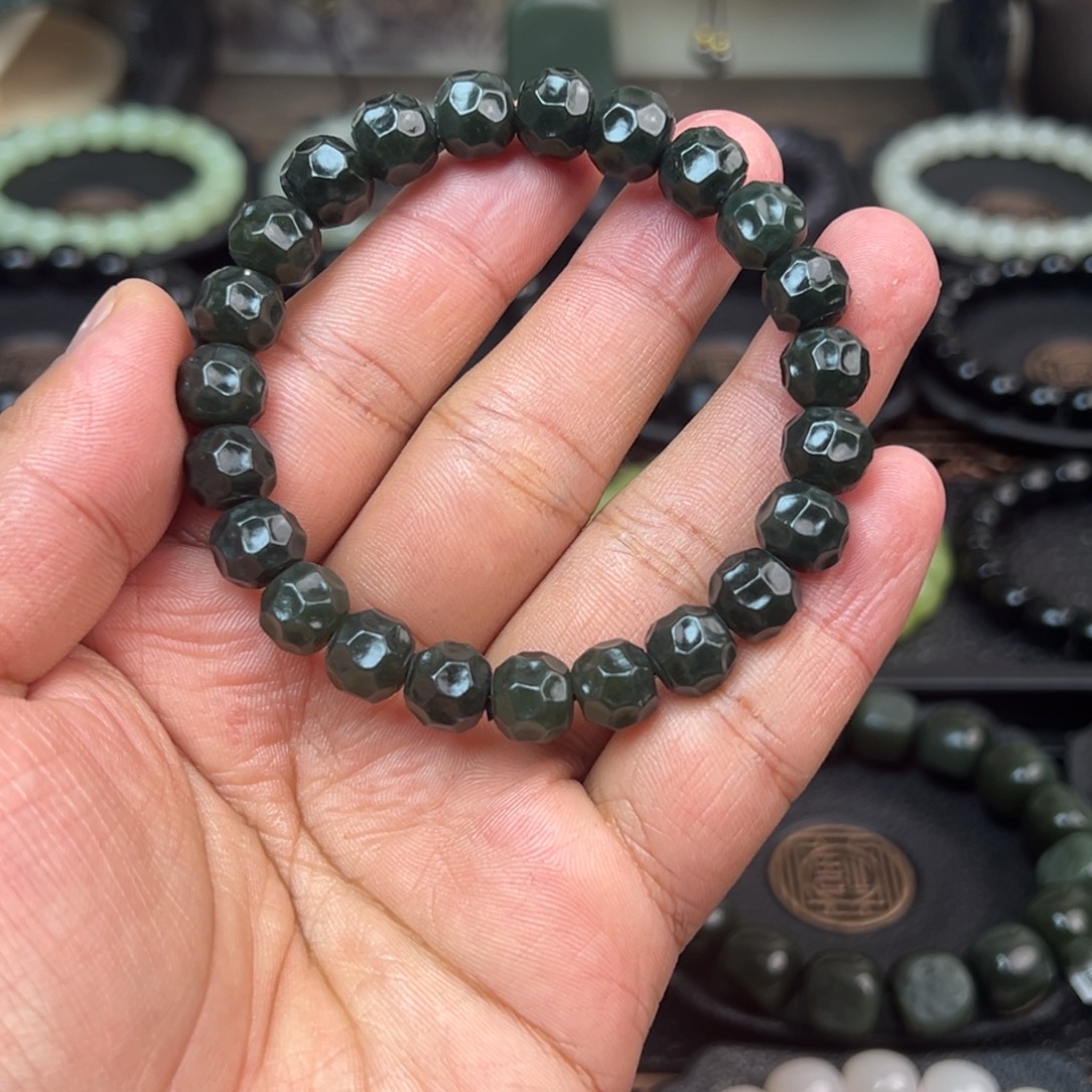 ****·和田玉未镶嵌手链