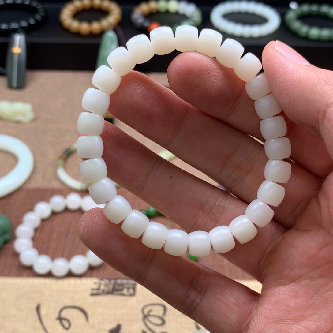 和田玉手链未镶嵌