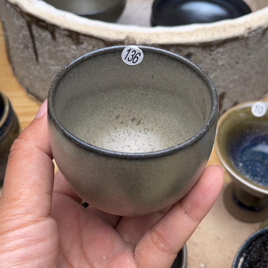 茶盏义兴龙窑坚持真柴烧