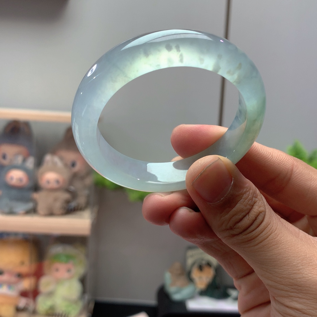 翡翠未镶嵌手镯刚光雪花棉