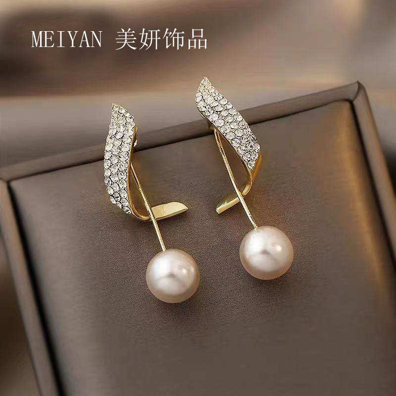 铜合金耳饰 新款潮轻奢小众设计高级感珍珠流苏耳坠耳饰K169