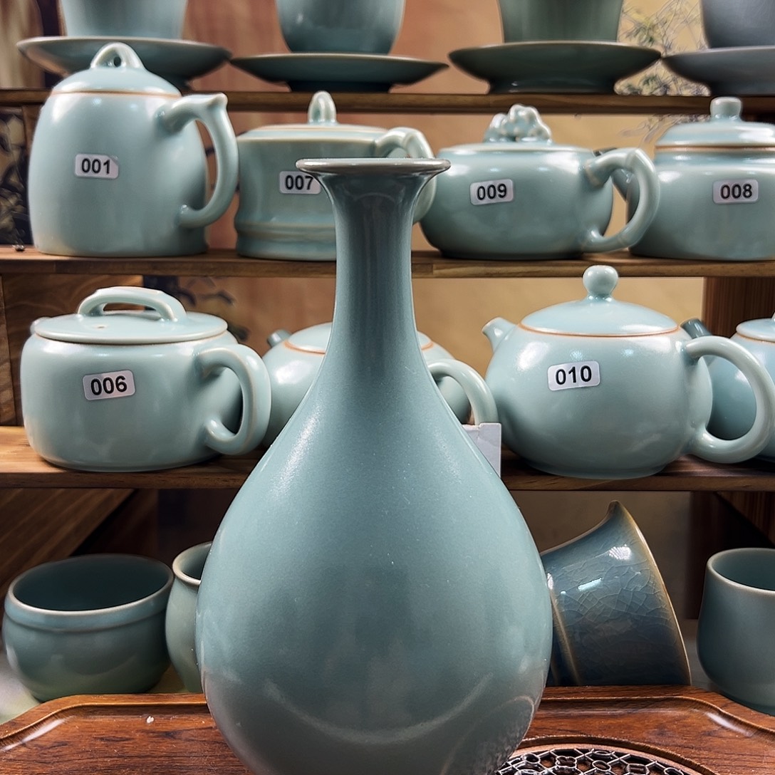 仿古釉微微瑕手工玉壶春瓶